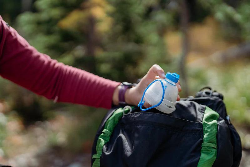 Sawyer® Squeeze Water Filtration System w/ Cnoc Premium 1L Bottle