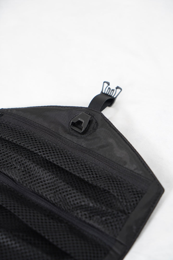 PacerPack Hanging Toiletry Bag