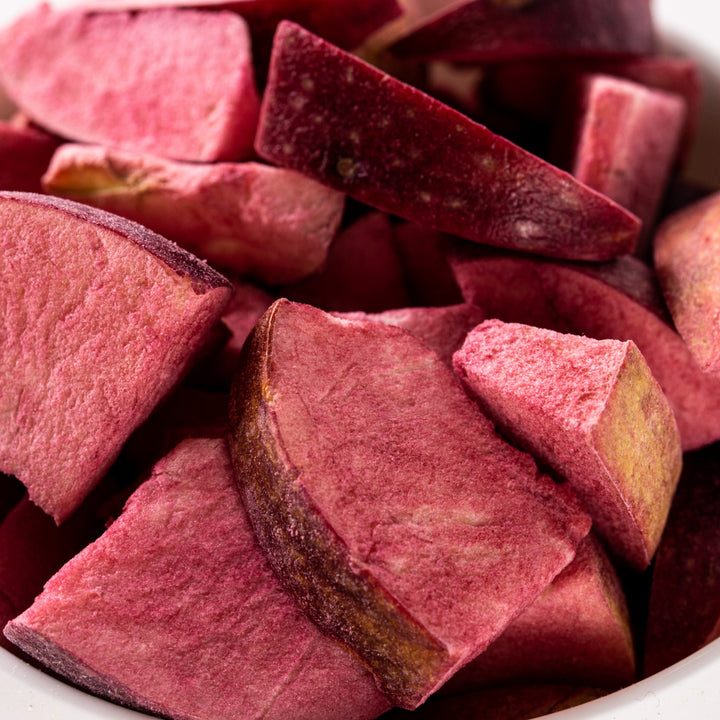 Forager Fruits Freeze Dried Apple Wedges Infused with Raspberry 20g