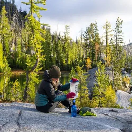 Sawyer® Squeeze Water Filtration System w/ Cnoc Premium 2L Bladder