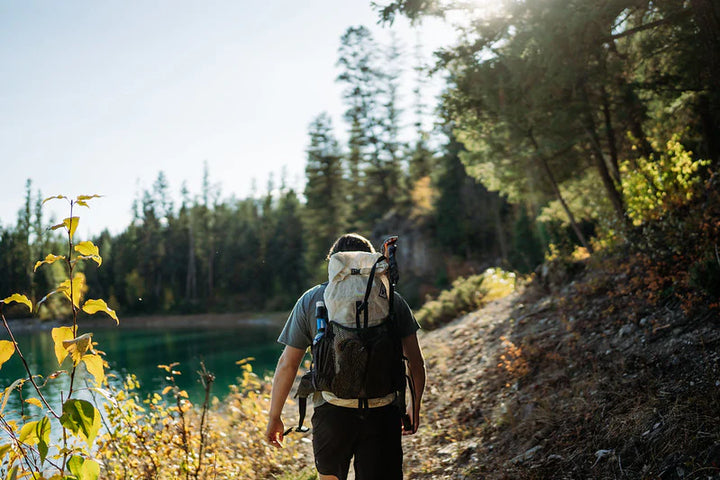 Sawyer® Squeeze Water Filtration System w/ Cnoc Premium 1L Bottle