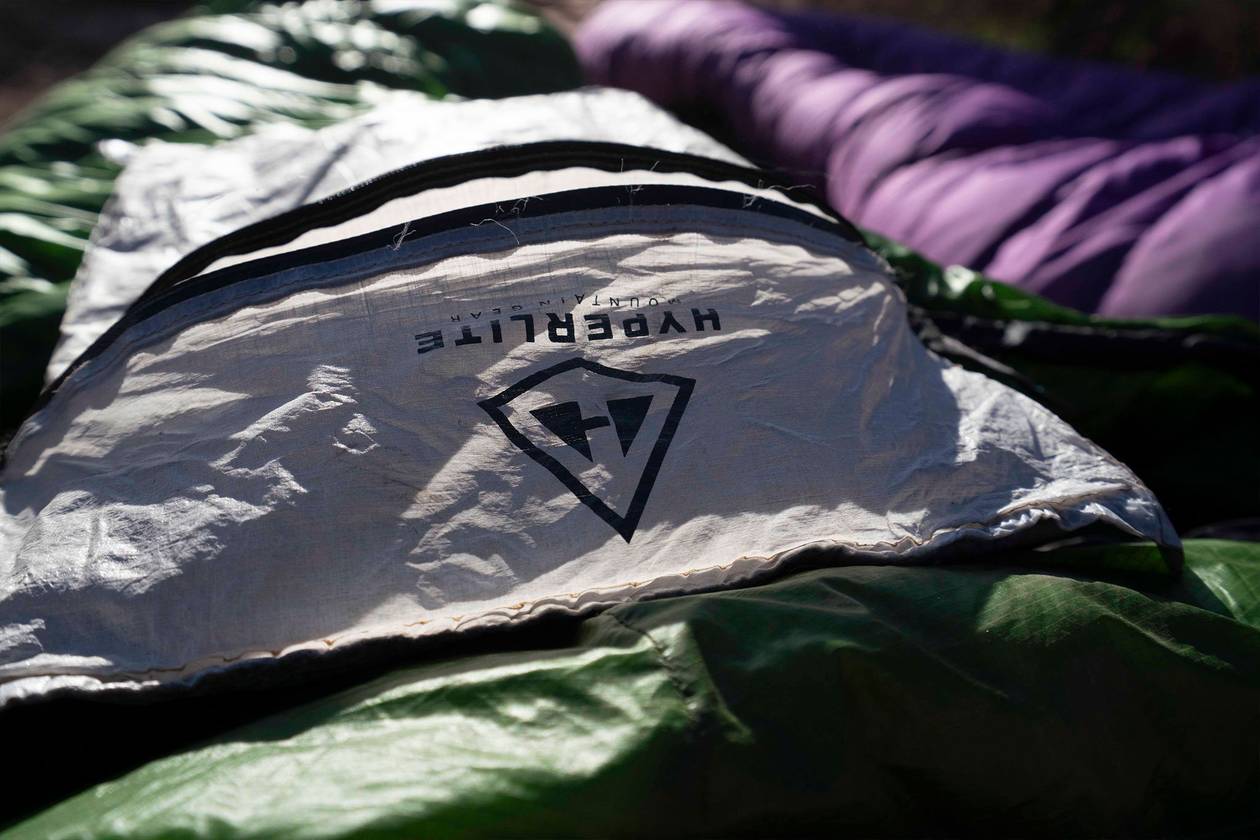 アウトドア寝具 HyperliteMountainGear STUFF SACK PILLOW Ultralight Camp Pillow with Dyneema by Hyperlite Mountain Gear