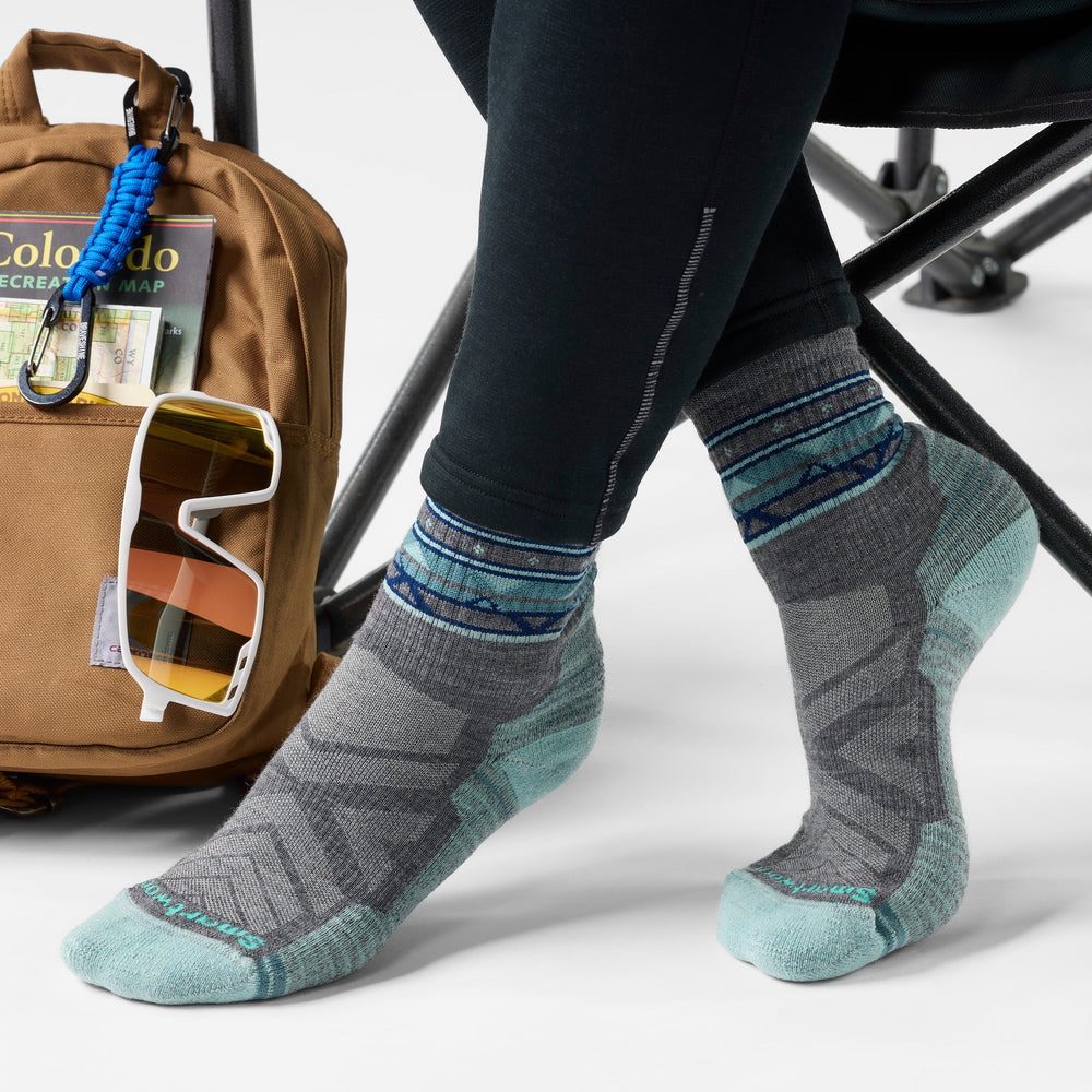 Smartwool Hike Light Cushion Zig Zag Valley Mid Crew Socks Women's Medium Grey alternate view 1