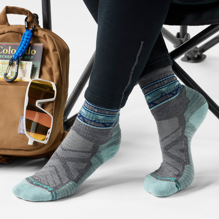 Smartwool Hike Light Cushion Zig Zag Valley Mid Crew Socks Women&