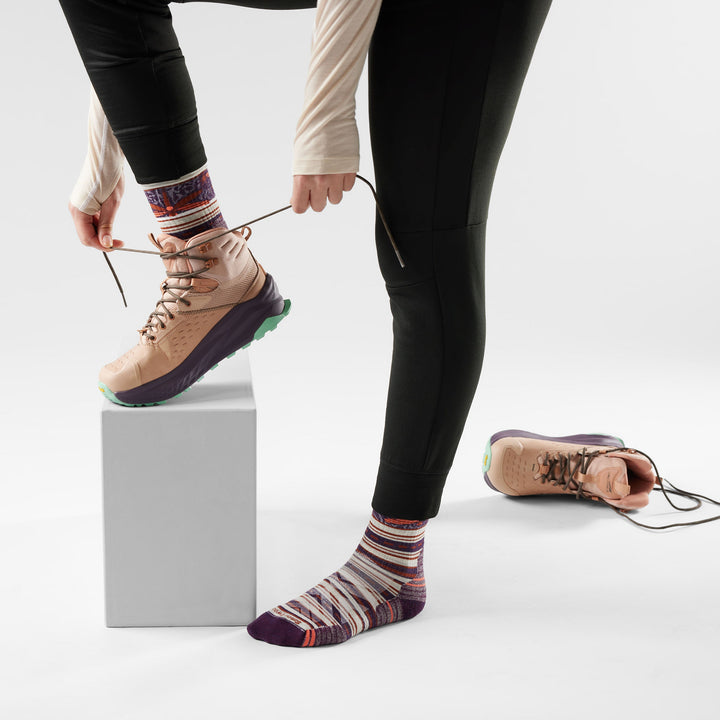 Smartwool Hike Targeted Cushion Dragon Stitch Mid Crew Socks Women&