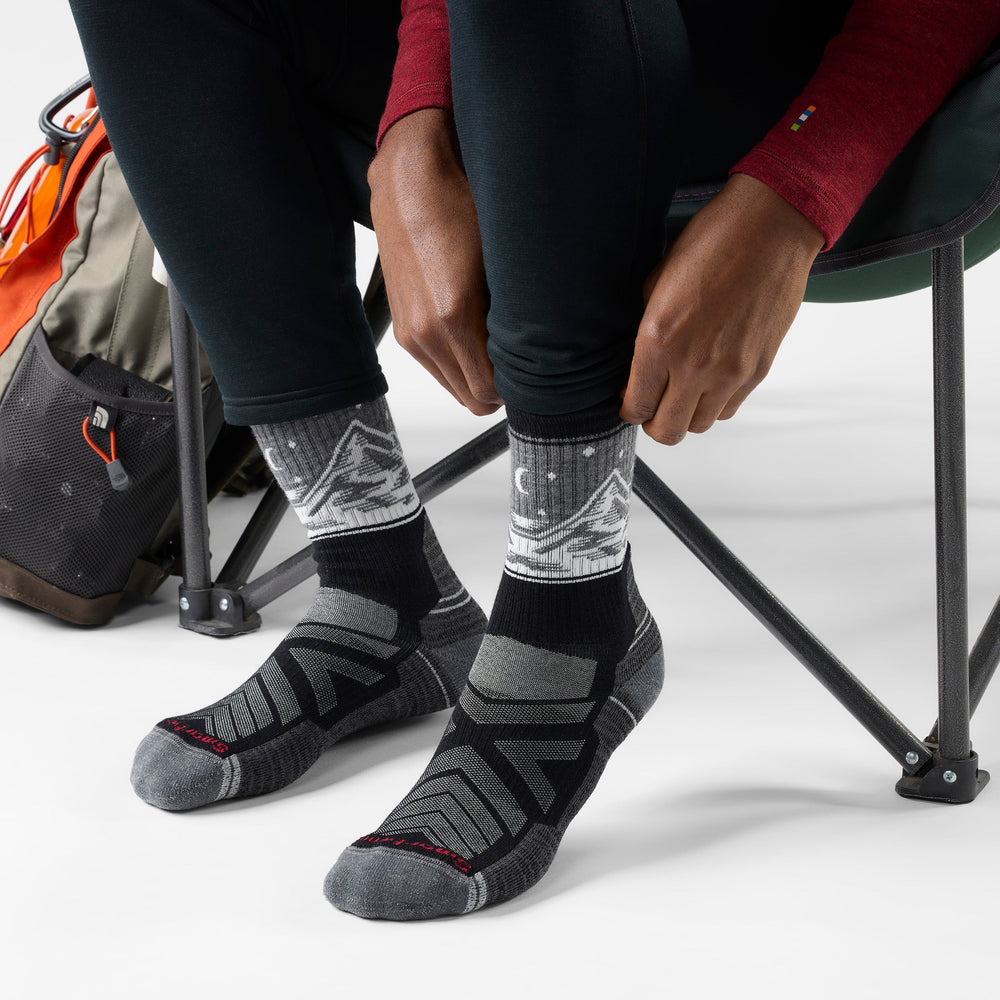Smartwool Hike Light Cushion Valley View Crew Socks Men's Black alternate view 1