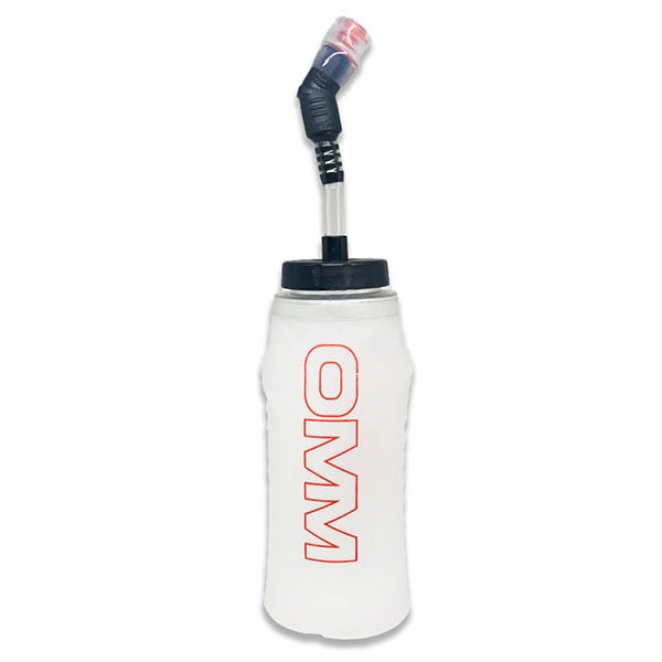 OMM Ultra Flexi Flask 500ml Straw, front view showing the built-in straw and large-aperture bite valve