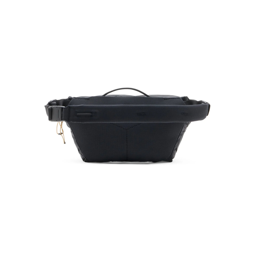 Peak Design Outdoor 4L Sling